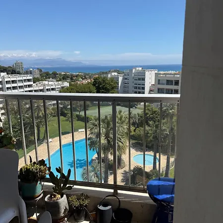 Panoramic Sea View Swimming Pool דירה *